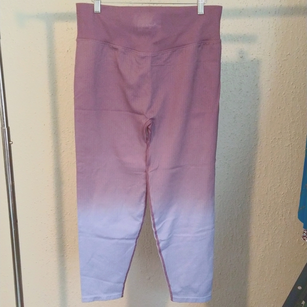Leggings - Picture 2 of 7